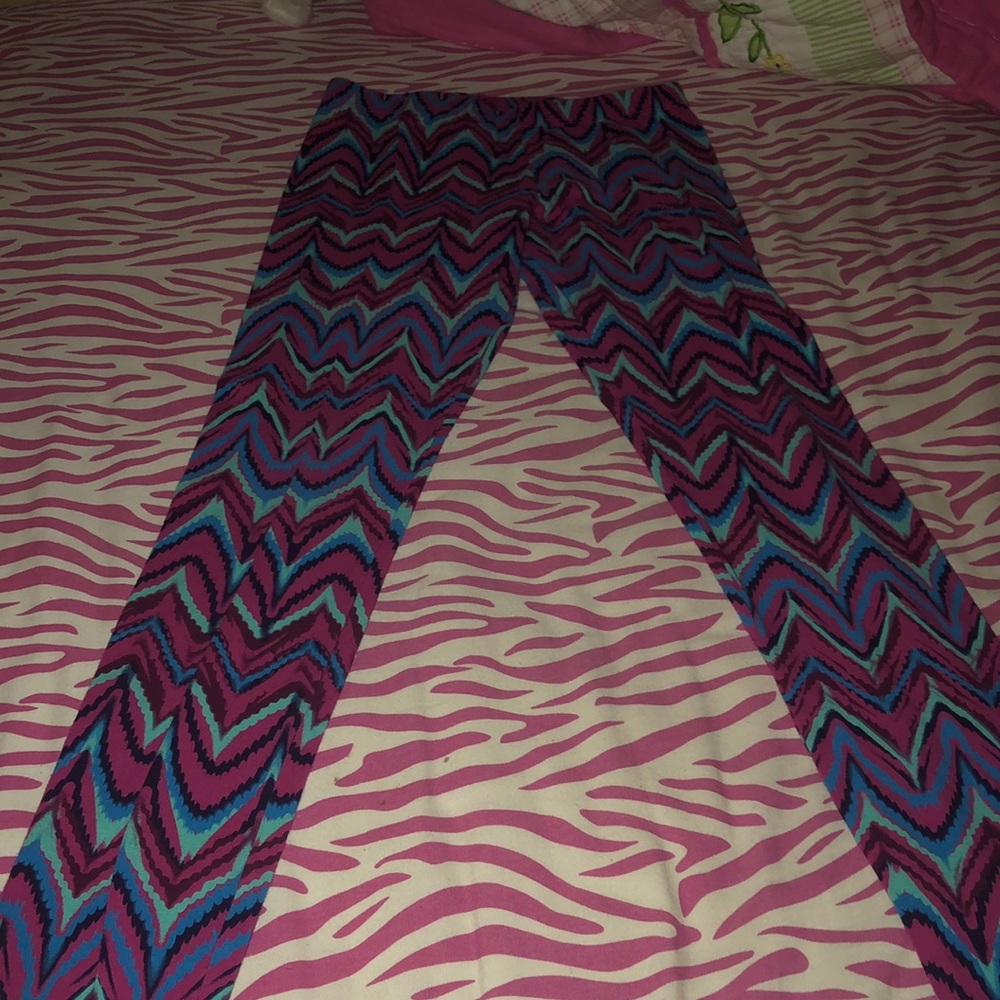 patterned leggings
